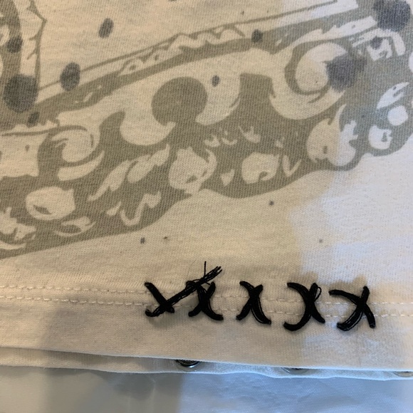 Rebel Spirit White and Red Short Sleeve Women's Top Size Med - Picture 5 of 7